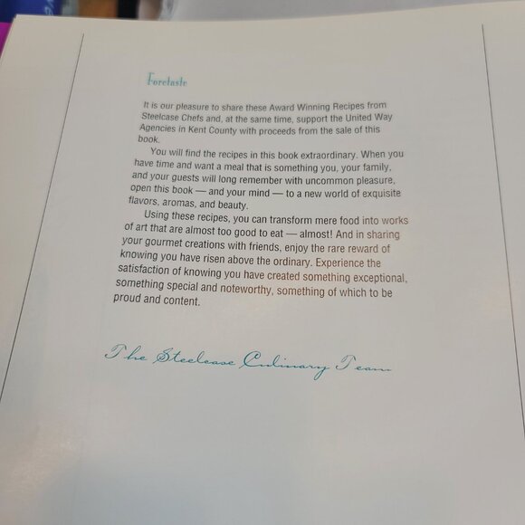 1991 Cookbook "Favorite Recipes of Steelcase Chefs" Steelcase Inc. Grand Rapids - Picture 5 of 12